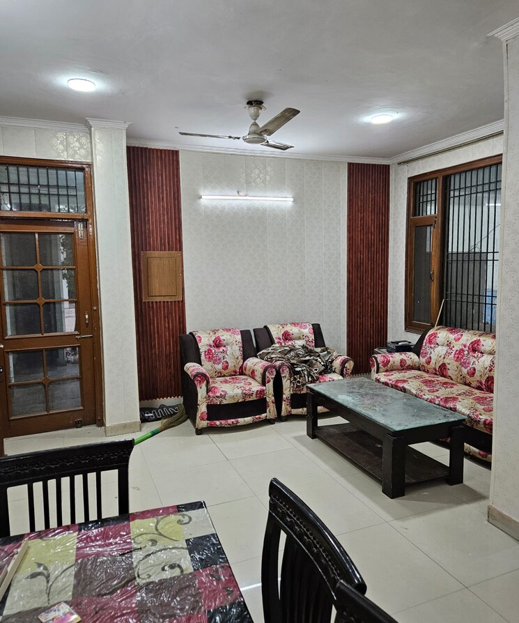Living Room, penta-homes 2 Bedroom 1350 Sq.Ft. Apartment In Vip Road Zirakpur 9339086