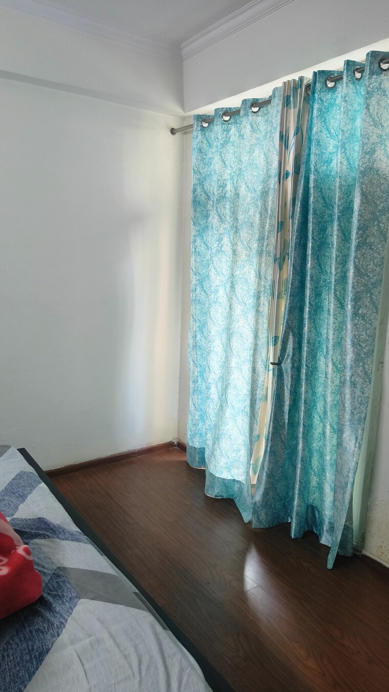 Bedroom, amrapali-princely-estate 3 Bedroom 1490 Sq.Ft. Apartment In Sector 76 Noida 9339048