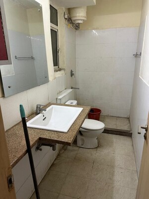 Bathroom in 4 BHK Apartment at DLF Express Greens, Manesar Sector 1a – for Rent