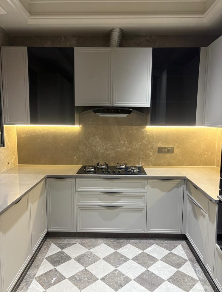 Kitchen, greater kailash i 4 Bedroom 300 Sq.Yd. Builder Floor In Greater Kailash I Delhi 9339110