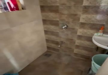 Bathroom in 1 BHK Apartment at National Inner Circle 54, Chembur – for Sale