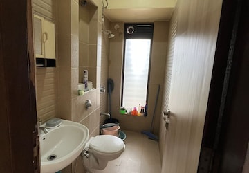 Bathroom in 1 BHK Apartment at National Inner Circle 54, Chembur – for Sale