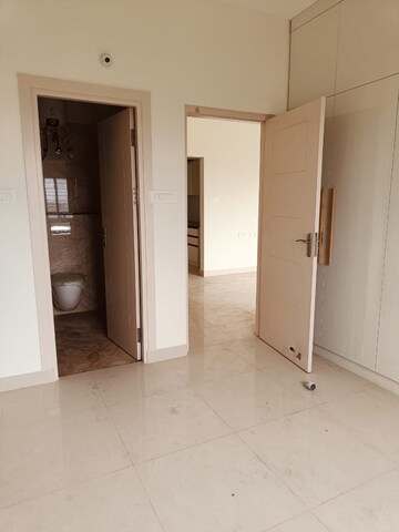Room in 3 BHK Builder Floor at Gunjur Palya – for Rent