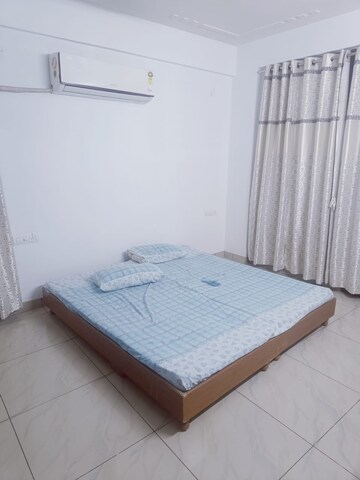 Bedroom in 3 BHK Apartment at MD Leafstone Apartments, Patiala Road – for Rent