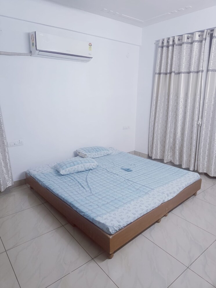 Bedroom, md-leafstone-apartments 3 Bedroom 1550 Sq.Ft. Apartment In Patiala Road Zirakpur 9339170