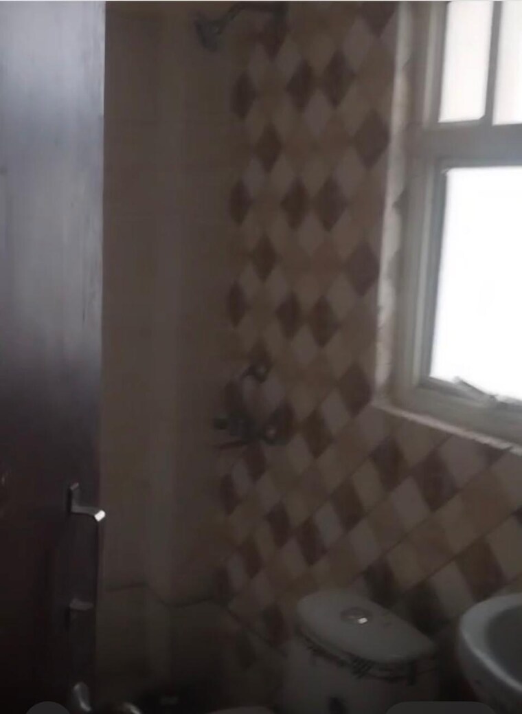 Bathroom, eureka-diya-green-city 2.5 Bedroom 1110 Sq.Ft. Apartment In Raj Nagar Extension Ghaziabad 9339148