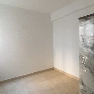 Room in  Shop at Sector 21c – for Rent