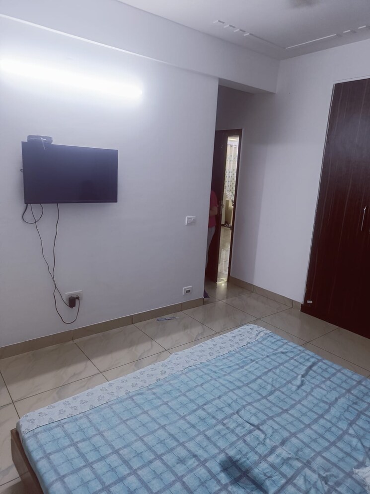 Room, md-leafstone-apartments 3 Bedroom 1550 Sq.Ft. Apartment In Patiala Road Zirakpur 9339170