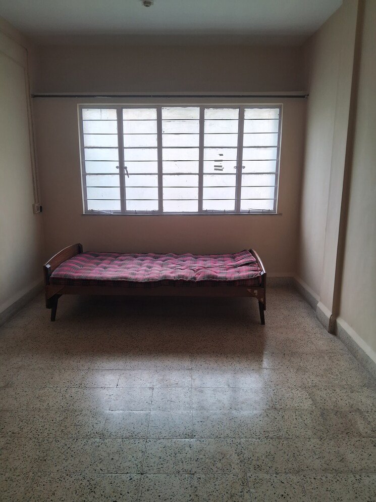 Room, visava-gharkul 1 Bedroom 550 Sq.Ft. Apartment In Aundh Pune 9339293