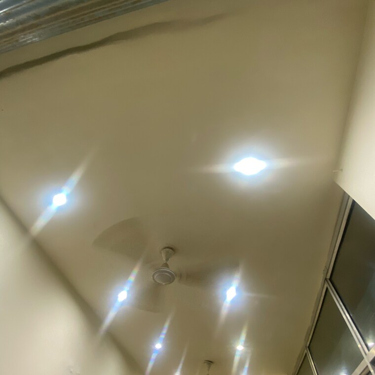 undefined, sector 21c Commercial Shop 243 Sq.Ft. In Sector 21c Faridabad 9339326