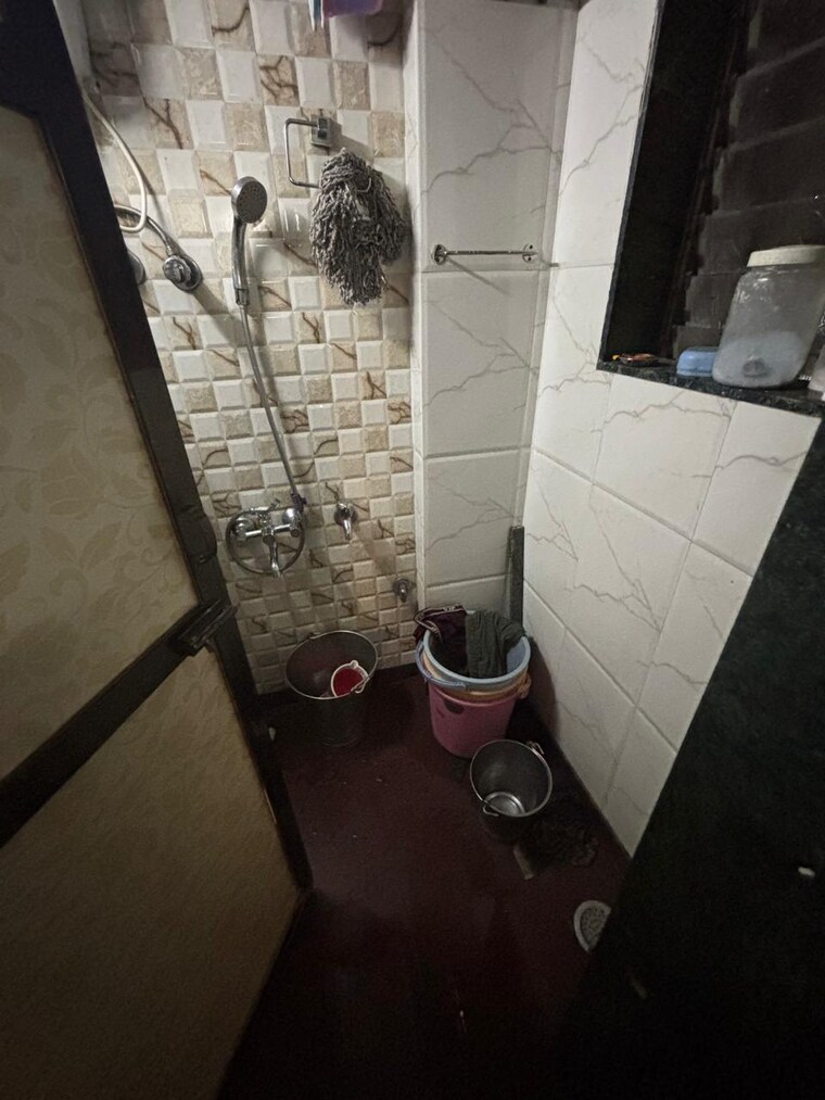 Team Area, agar bazar 1 Bedroom 300 Sq.Ft. Apartment In Agar Bazar Mumbai 9339308