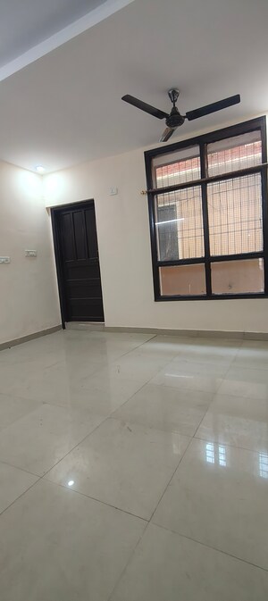 Room in 2 BHK Builder Floor at Chattarpur – for Rent