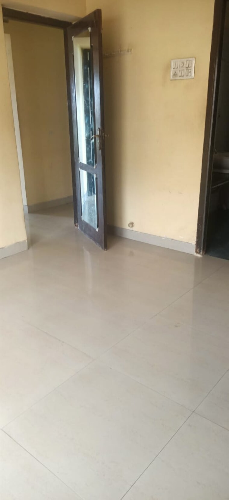 Room, regency-estate 1 Bedroom 500 Sq.Ft. Apartment In Dombivli East Thane 9339304