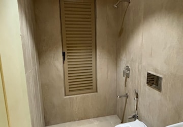 Bathroom in 2 BHK Apartment at Shreenath Equinox, Panch Pakhadi – for Sale