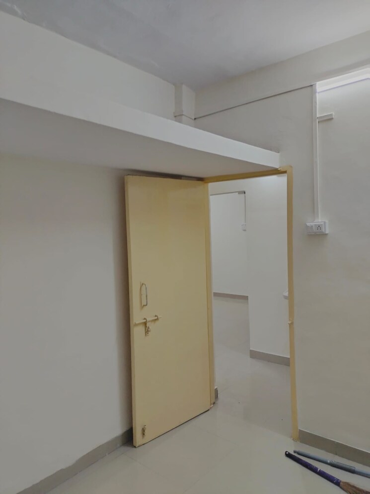 Room, seawoods 1 Bedroom 400 Sq.Ft. Apartment In Seawoods Navi Mumbai 9339345