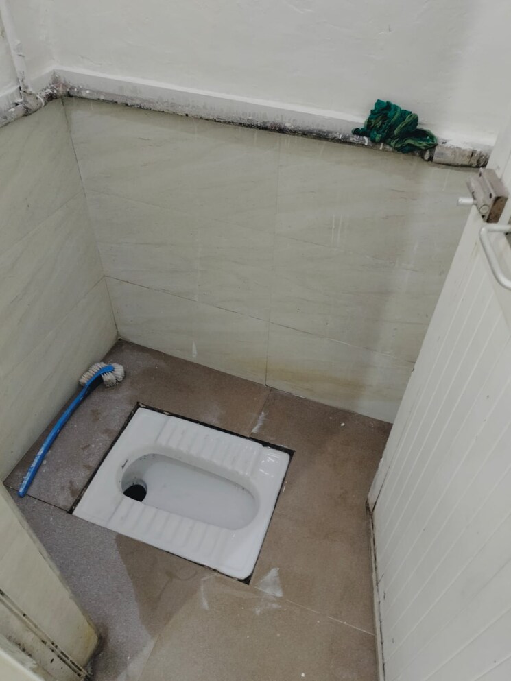 Bathroom, seawoods 1 Bedroom 400 Sq.Ft. Apartment In Seawoods Navi Mumbai 9339345