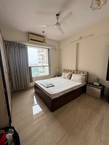 Bedroom in 2 BHK Apartment at Sindhi Society, Chembur – for Rent