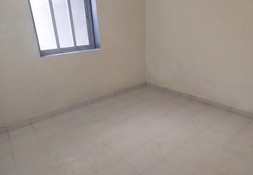 Room in 1 BHK Apartment at Goregaon West View CHS, Goregaon West – for Sale