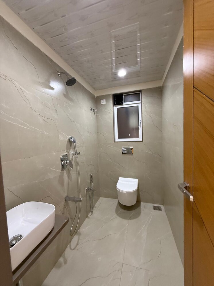 Bathroom, seawoods 3 Bedroom 1200 Sq.Ft. Apartment In Seawoods Navi Mumbai 9339451