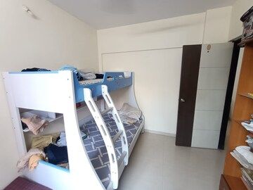 Team Area in 2 BHK Apartment at Siddharth Nagar CHS Goregaon, Goregaon West – for Rent