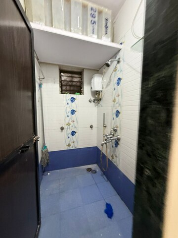 Bathroom in 1 BHK Apartment at Seawoods – for Rent