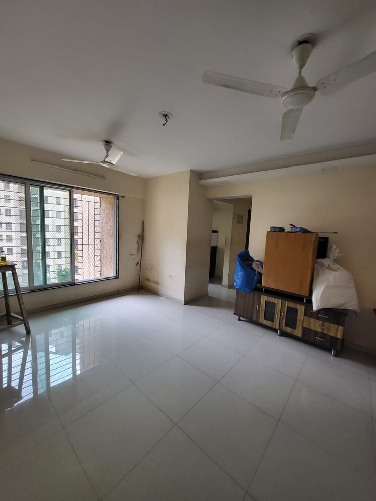 Living Room, mahavir-kalpavruksha 2 Bedroom 581 Sq.Ft. Apartment In Ghodbunder Road Thane 9339506