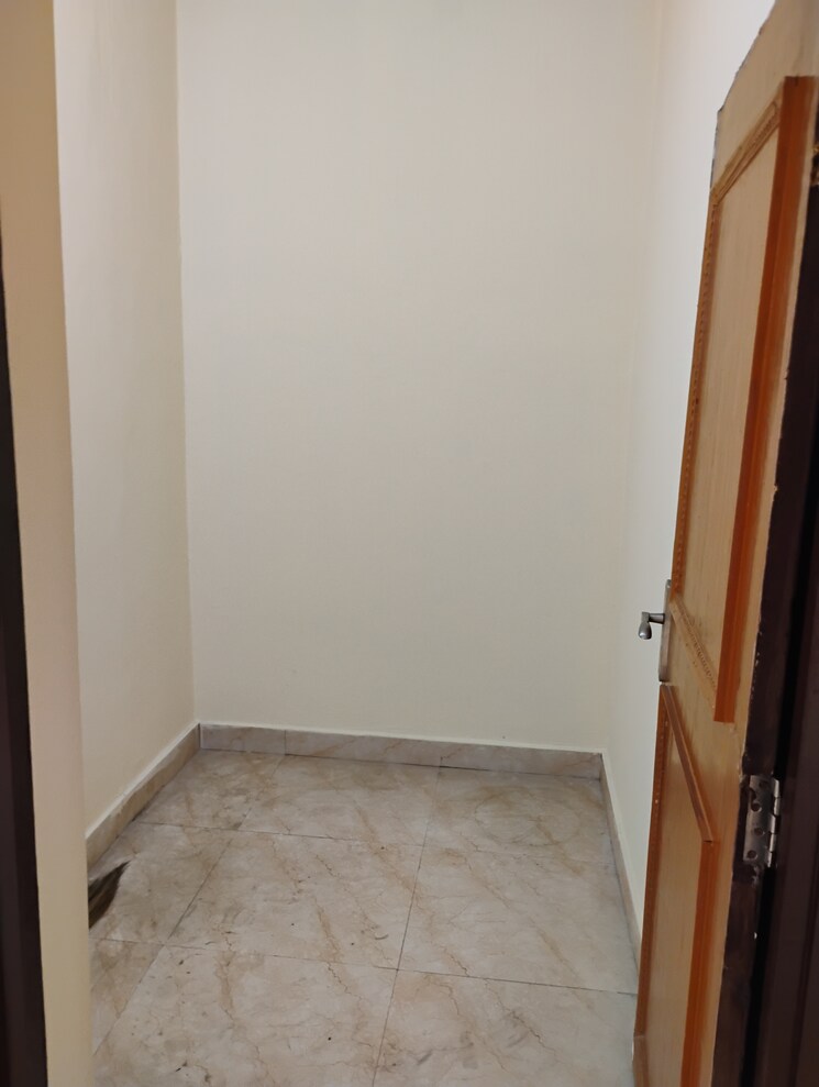 Other, srs-pearl-heights 2.5 Bedroom 1370 Sq.Ft. Apartment In Sector 87 Faridabad 9339528