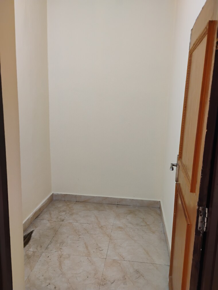 Other, srs-pearl-heights 2.5 Bedroom 1370 Sq.Ft. Apartment In Sector 87 Faridabad 9339528