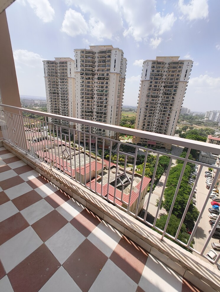 Balcony, shree-vardhman-green-court 2 Bedroom 690 Sq.Ft. Apartment In Sector 90 Gurgaon 9339586