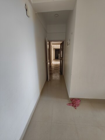 Room in 2 BHK Apartment at Shree Vardhman Green Court, Sector 90 – for Sale