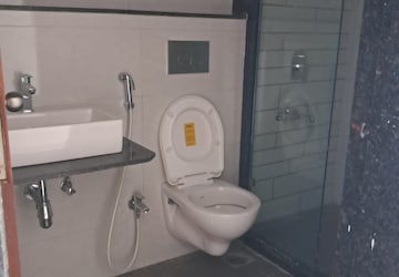 2 BHK Apartment For Sale in Shreeji Atlantis, Malad West