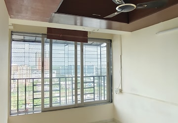 Room in 1 BHK Apartment at Newtech Shastri Nagar, Goregaon West – for Rent