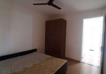 Room in 2 BHK Apartment at Sushma Joynest ZRK, Ghazipur – for Rent