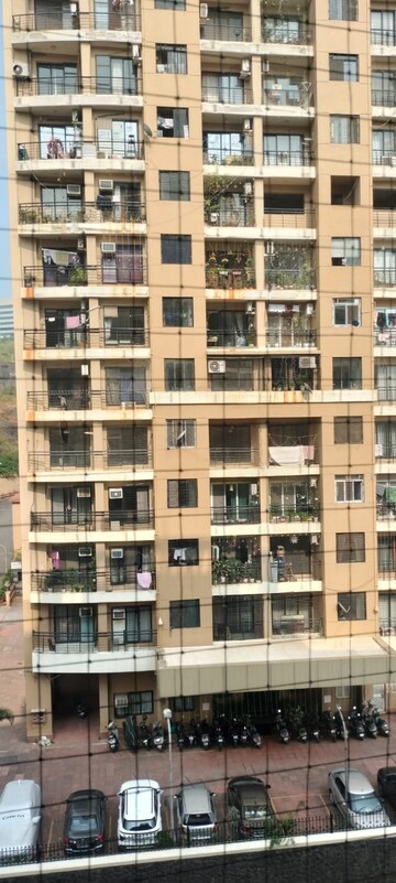 1 BHK Apartment For Rent in K Raheja Raheja Residency, Malad East