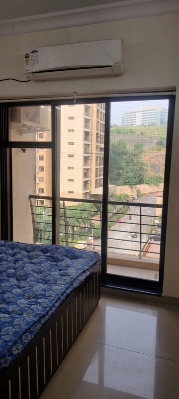 Room in 1 BHK Apartment at K Raheja Raheja Residency, Malad East – for Rent