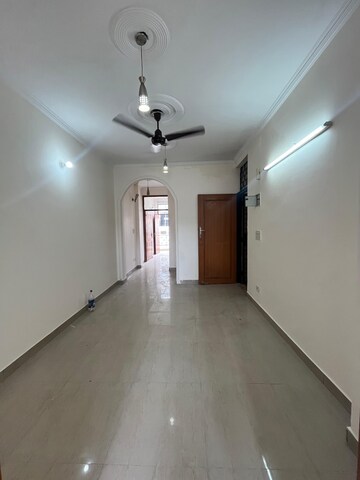 Room in 1 BHK Builder Floor at Shivalik Colony – for Rent