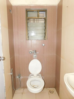 Bathroom in 1 BHK Apartment at Malad East – for Rent