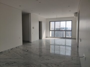 Room in 3 BHK Apartment at Kalpataru Exquisite Sierra, Wakad – for Rent