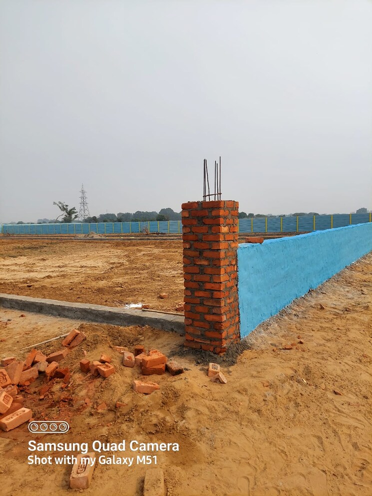 Exterior View, sector 12  90 Sq.Yd. Plot In Sector 12 Noida 9339859