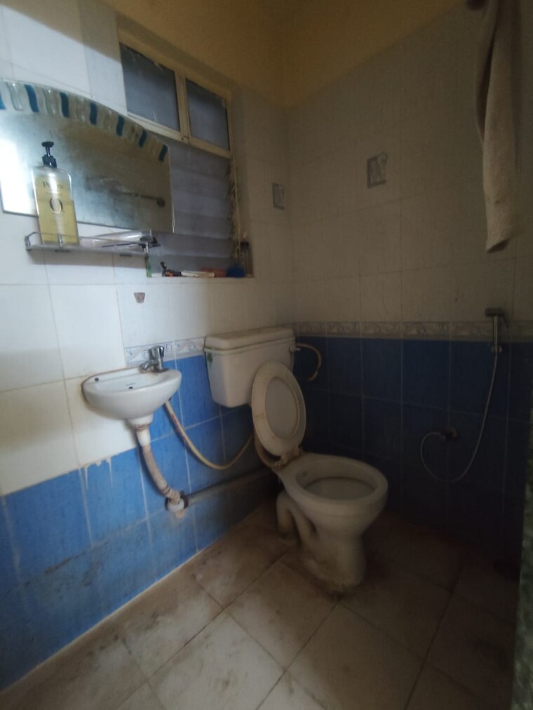 Bathroom, kunal-icon 3 Bedroom 1600 Sq.Ft. Apartment In Pimple Saudagar Pune 9339876