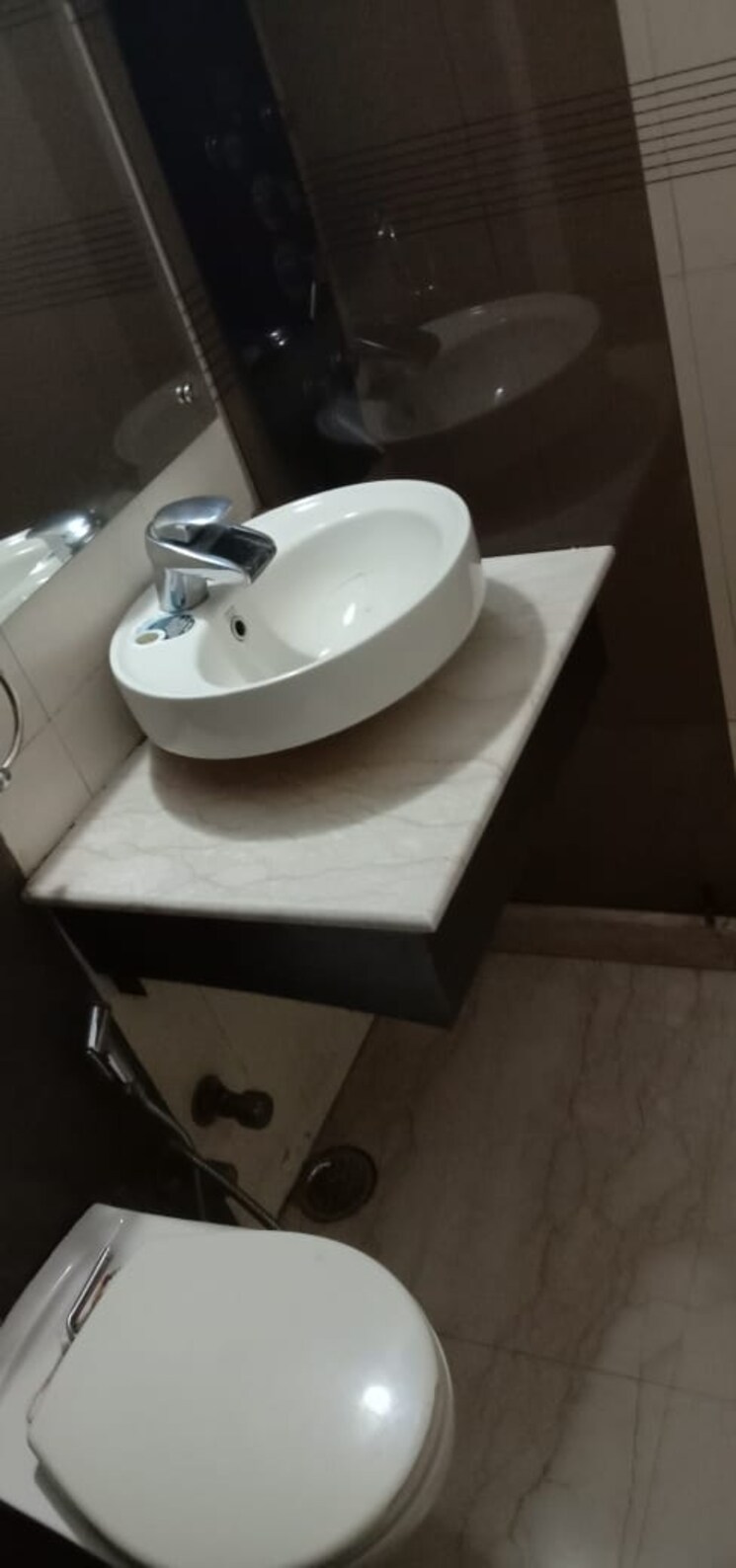 Bathroom, greater kailash ii 2 Bedroom 250 Sq.Yd. Builder Floor In Greater Kailash ii Delhi 9339893