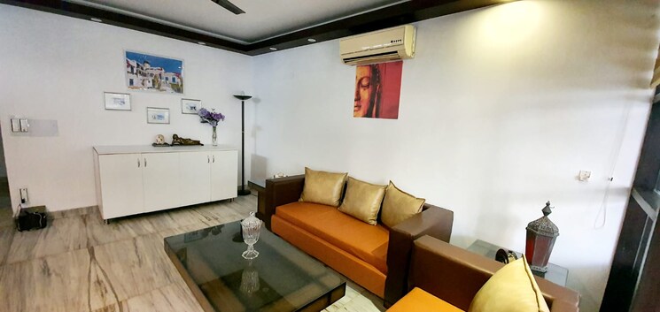 Living Room, greater kailash ii 2 Bedroom 250 Sq.Yd. Builder Floor In Greater Kailash ii Delhi 9339893