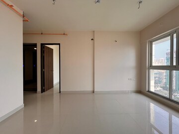 Room in 1.5 BHK Apartment at Sheth Avante, Kanjurmarg West – for Rent