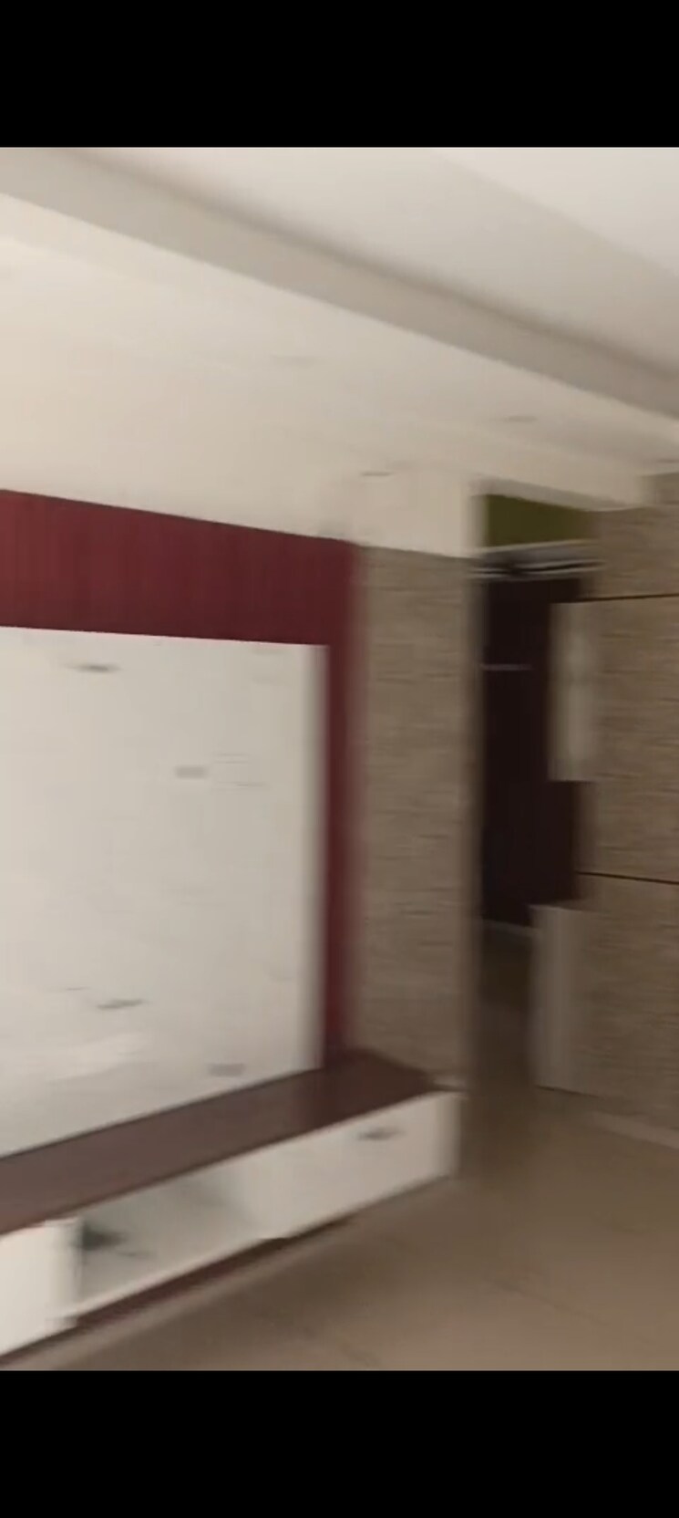 Room, landcraft-golf-links 3 Bedroom 1600 Sq.Ft. Apartment In Pandav Nagar Ghaziabad 9339930