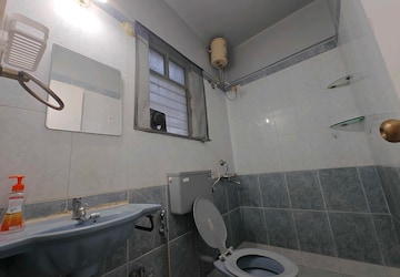 Team Area in 2 BHK Apartment at Lunkad Queensland, Viman Nagar – for Rent