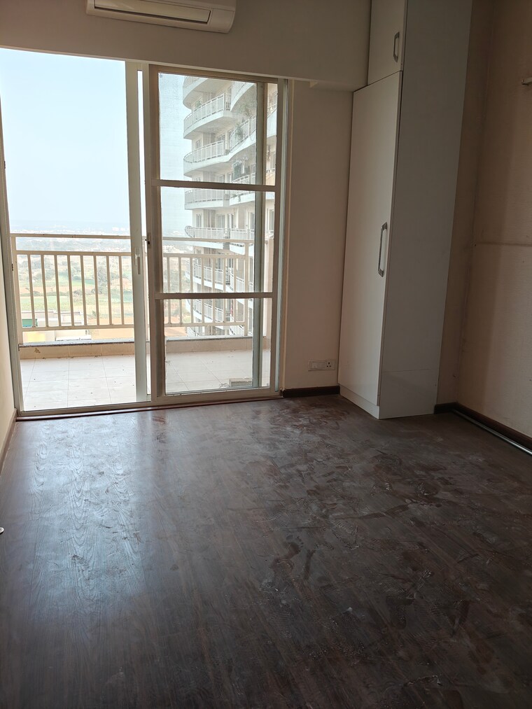 Room, m3m-marina 2 Bedroom 1330 Sq.Ft. Apartment In Sector 68 Gurgaon 9339909