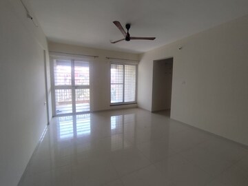 Room in 3 BHK Apartment at Sukhwani Skylines, Wakad – for Rent