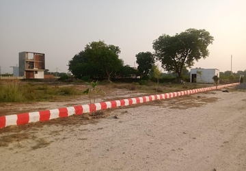 Swimming Pool in  Plot at Mohanlalganj – for Sale