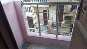 Balcony in 1 BHK Builder Floor at Vaishali Sector 3 – for Rent