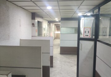 Team Area in  Shop at Yusuf Sarai – for Rent